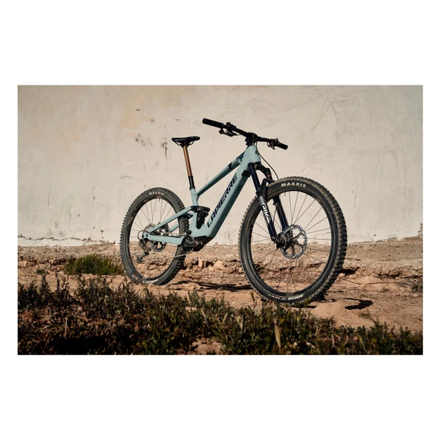 Celoodpružené elektrokolo Lapierre E-Zesty AM LTD Moon White 29" LEZPA