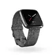 Fitbit Versa okosóra Charcoal Woven