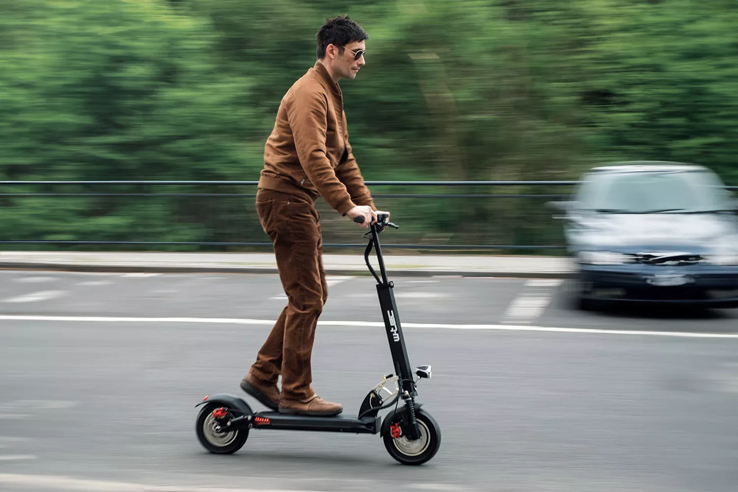 Výkonný model elektrické koloběžky 